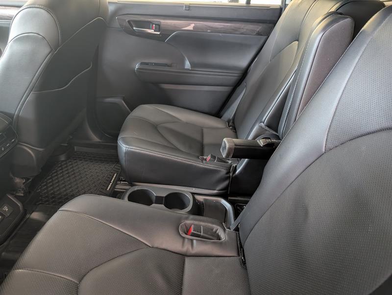 toyota Highlander Hybrid 2023 - 11