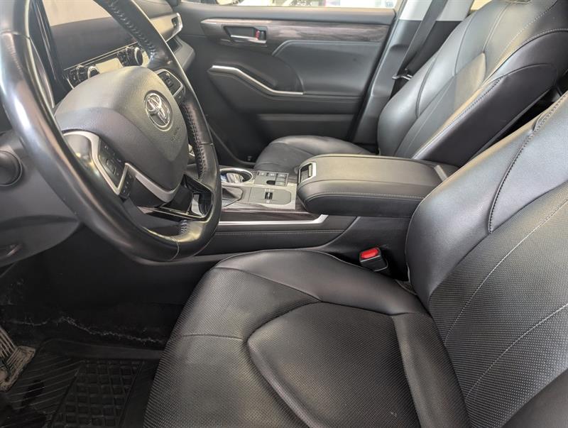 toyota Highlander Hybrid 2023 - 12