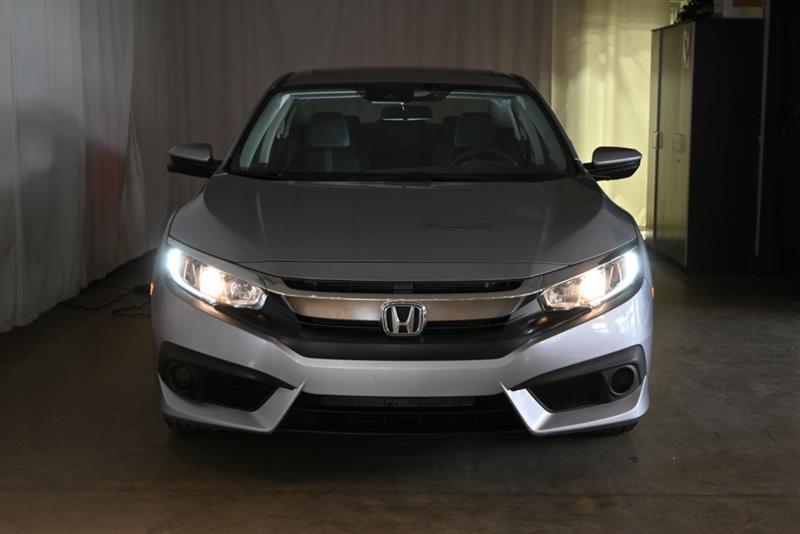 honda Civic Sedan 2018 - 32