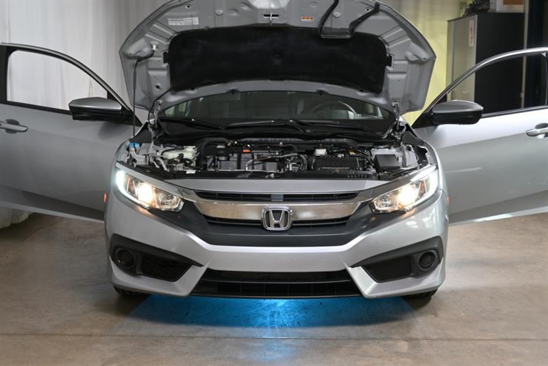 honda Civic Sedan 2018 - 35