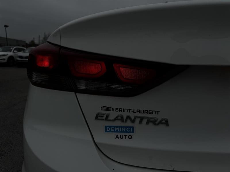 hyundai Elantra 2017 - 3