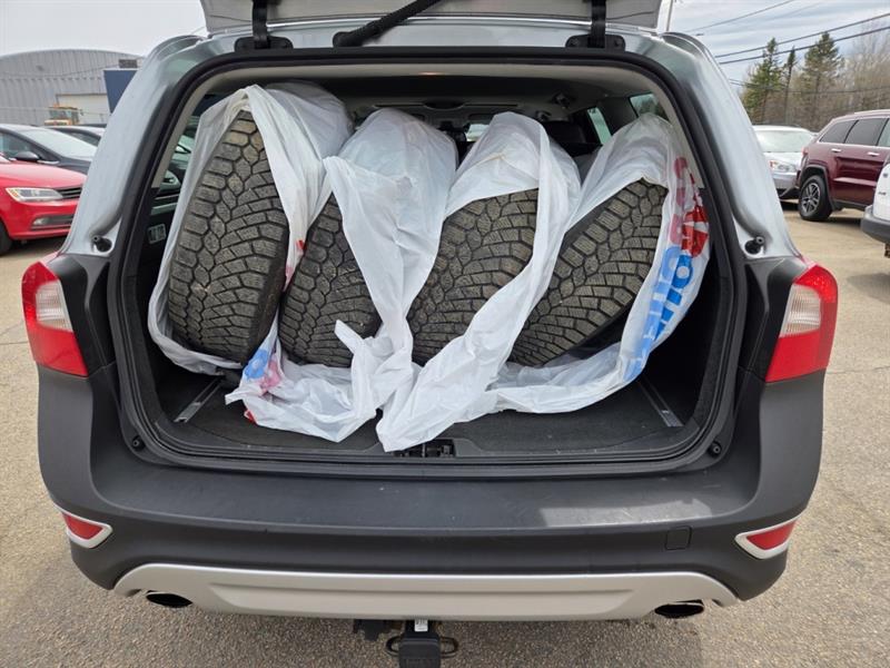 volvo XC70 2013 - 16