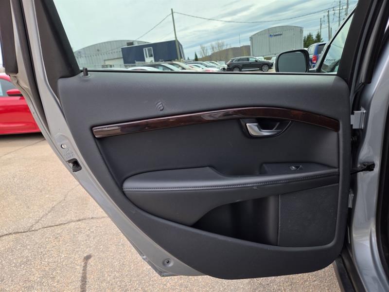 volvo XC70 2013 - 24