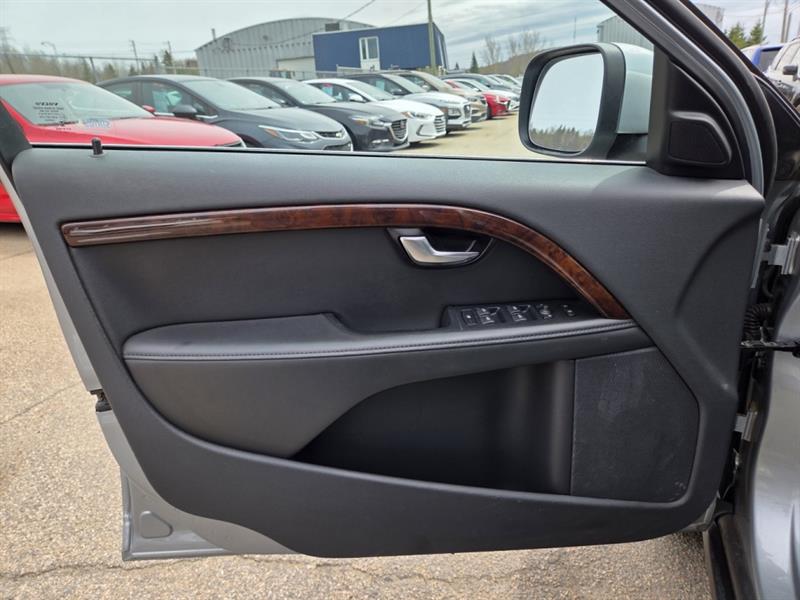 volvo XC70 2013 - 25