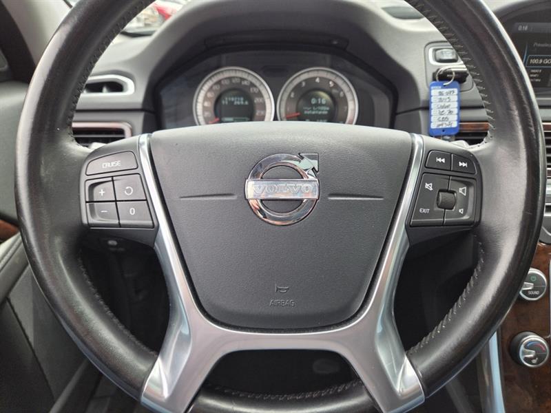 volvo XC70 2013 - 32