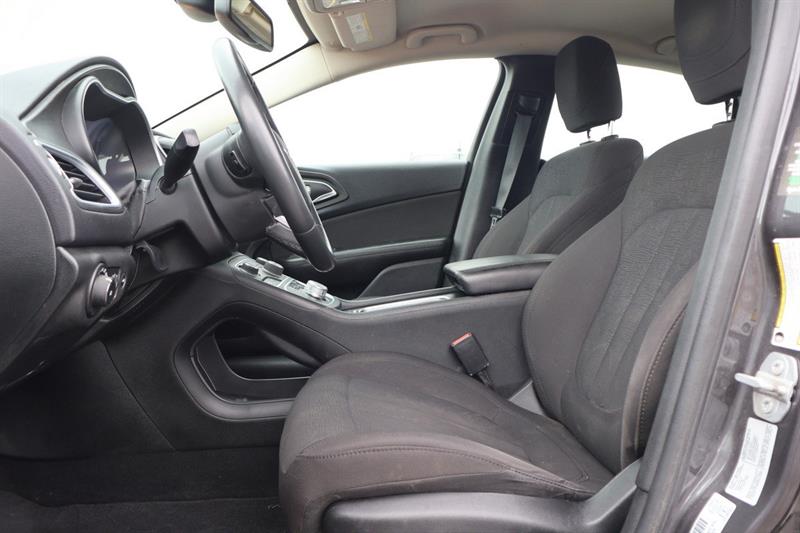 chrysler 200 2015 - 7