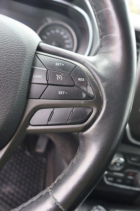 jeep Cherokee 2019 - 12