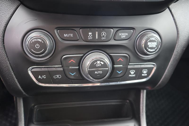 jeep Cherokee 2019 - 17