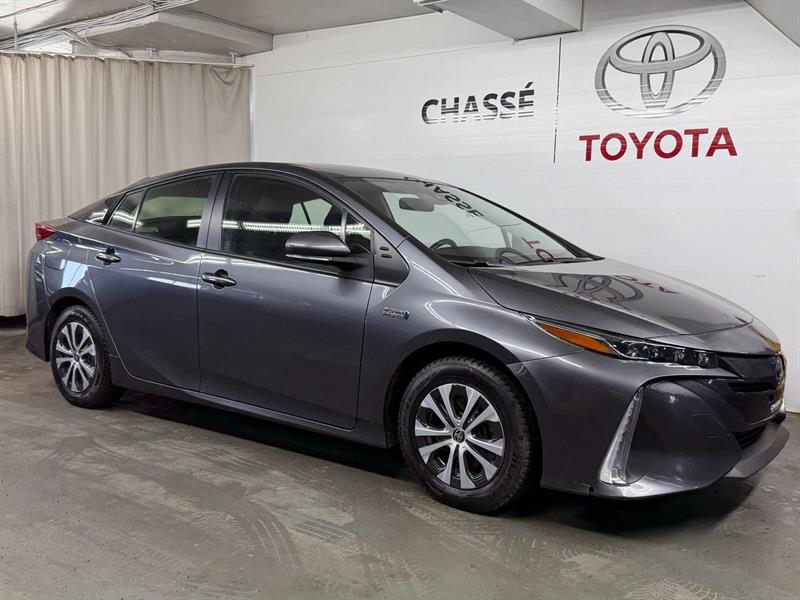 toyota Prius Prime 2021