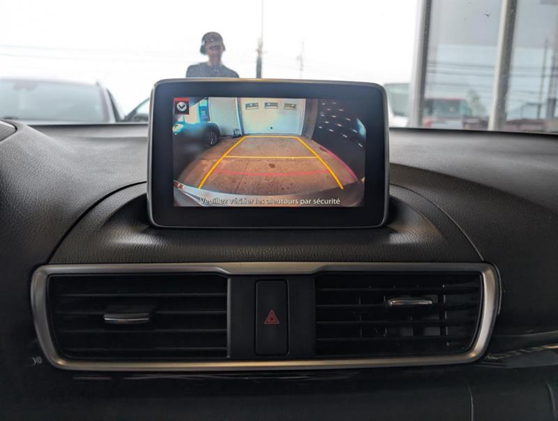 mazda Mazda3 2014 - 21