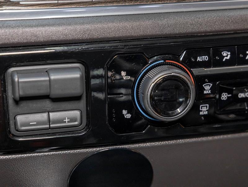 chevrolet Silverado 1500 2024 - 24