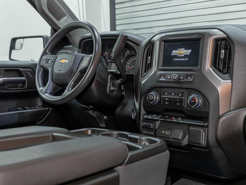 chevrolet Silverado 1500 2024 - 28