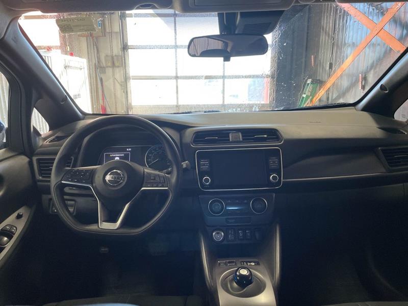 nissan LEAF 2022 - 10