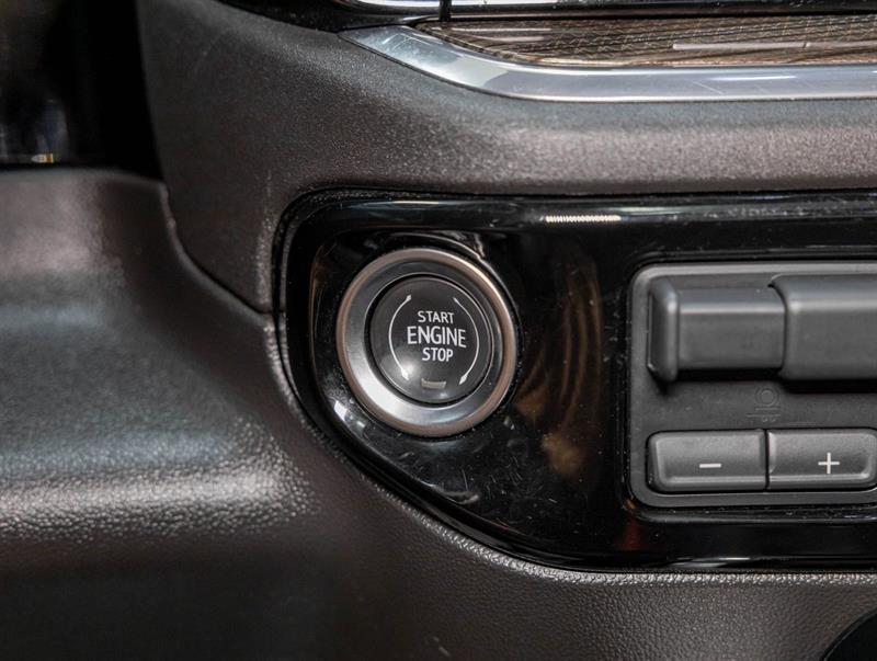chevrolet Silverado 1500 2024 - 30