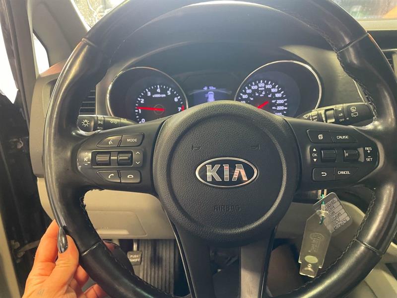 kia Sedona 2019 - 12