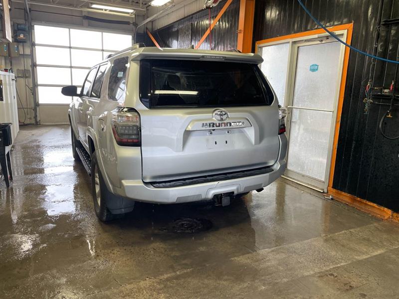 toyota 4Runner 2019 - 8