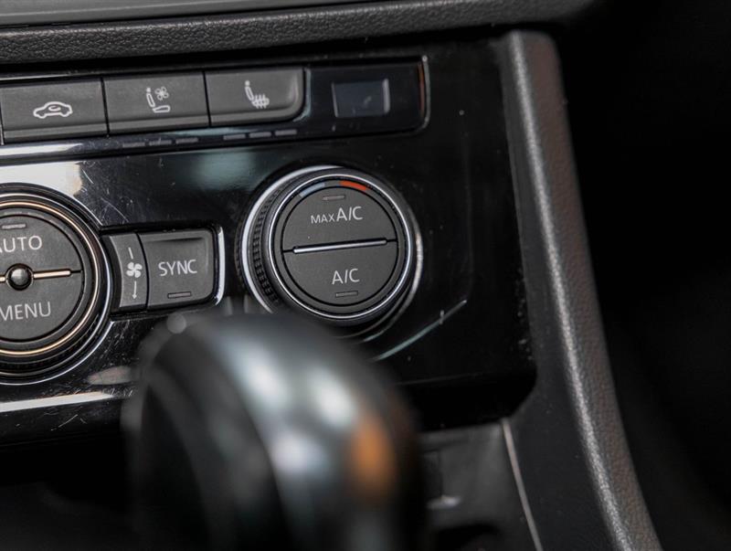 volkswagen Jetta 2021 - 23