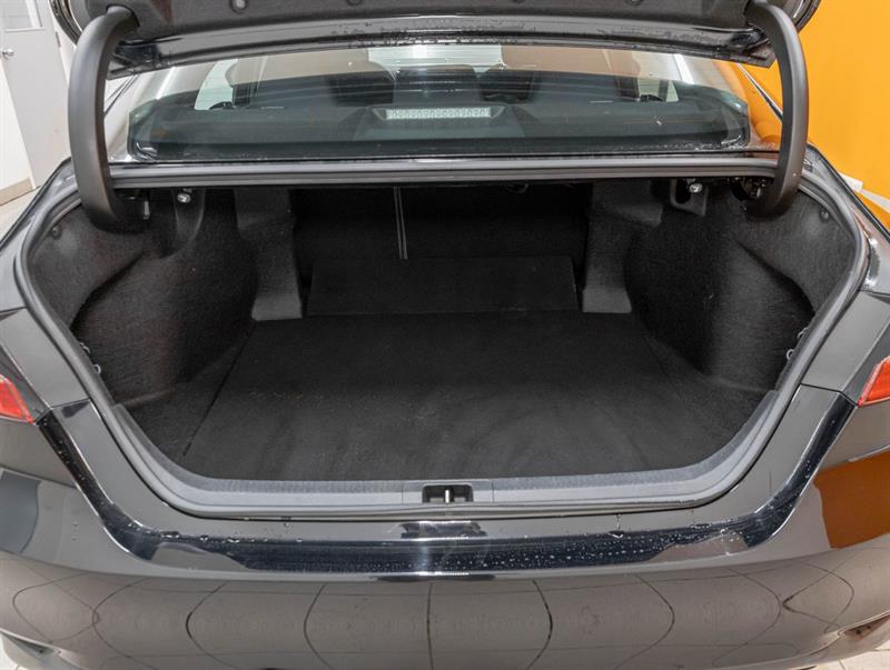 toyota Camry 2018 - 28