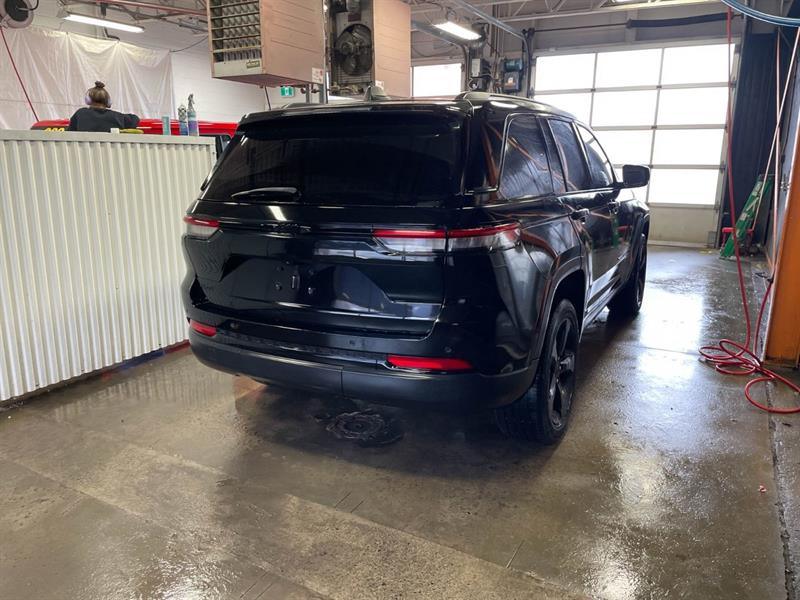 jeep Grand Cherokee 2023 - 9