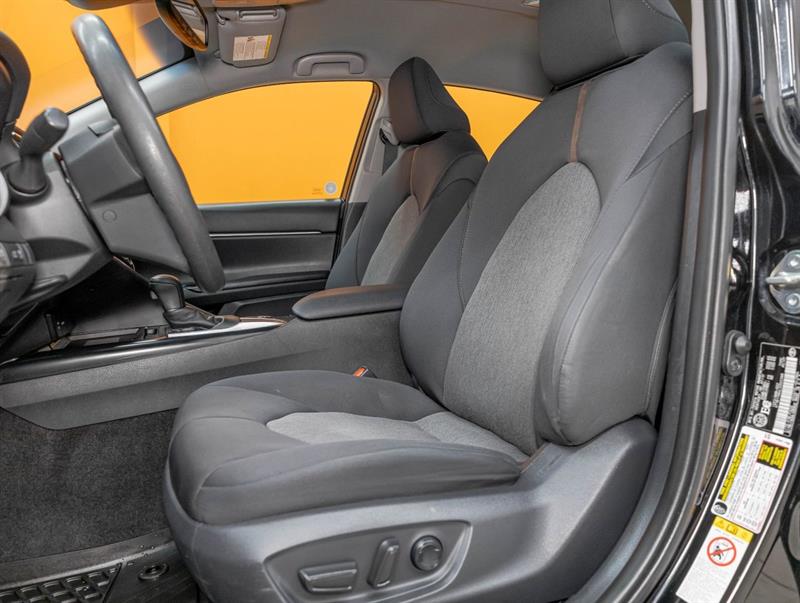 toyota Camry 2018 - 10
