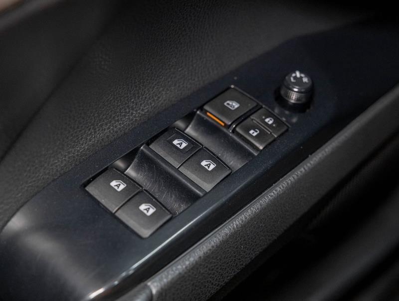 toyota Camry 2018 - 24