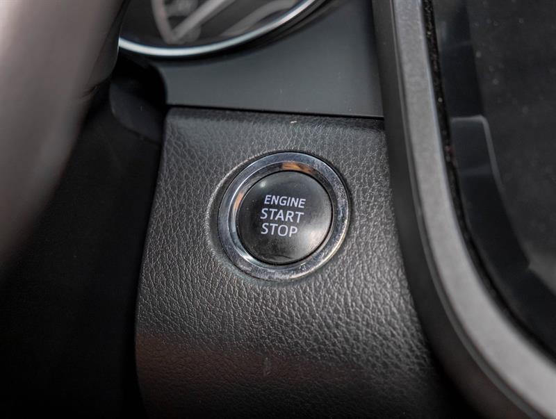 toyota Camry 2018 - 25