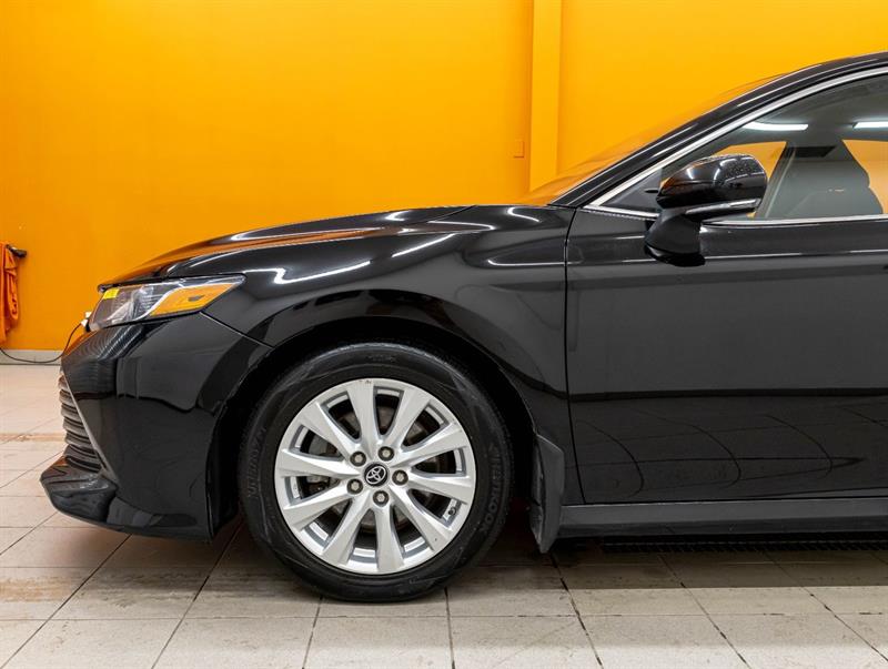 toyota Camry 2018 - 30
