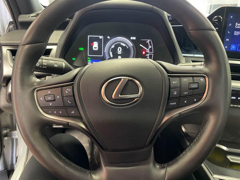 lexus UX 2023 - 16