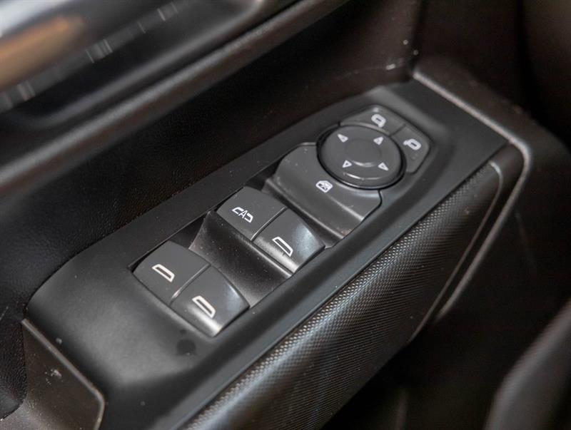 chevrolet Silverado 1500 2024 - 26