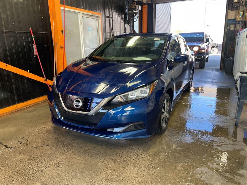 nissan LEAF 2022