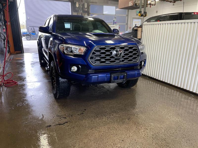toyota Tacoma 2022 - 12