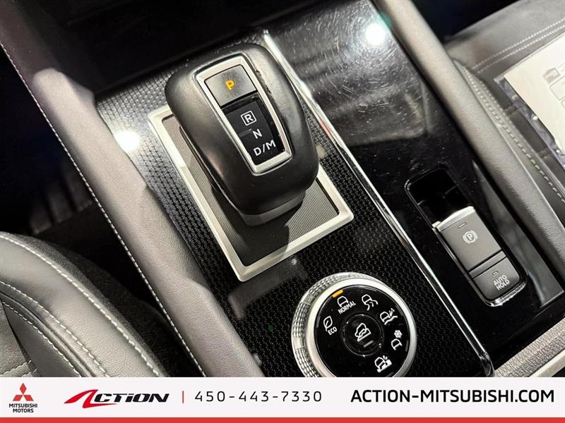 mitsubishi Outlander 2023 - 23