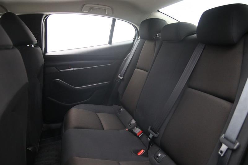 mazda Mazda3 2025 - 8