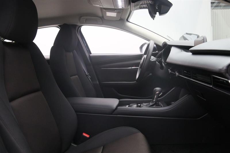 mazda Mazda3 2025 - 16