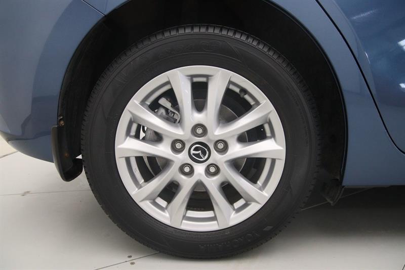 mazda Mazda3 2017 - 17