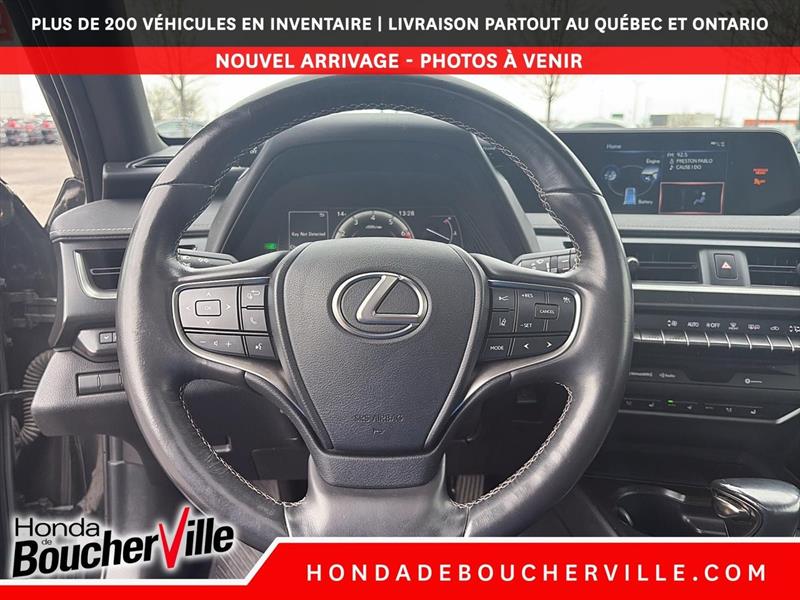 lexus UX 2019 - 31