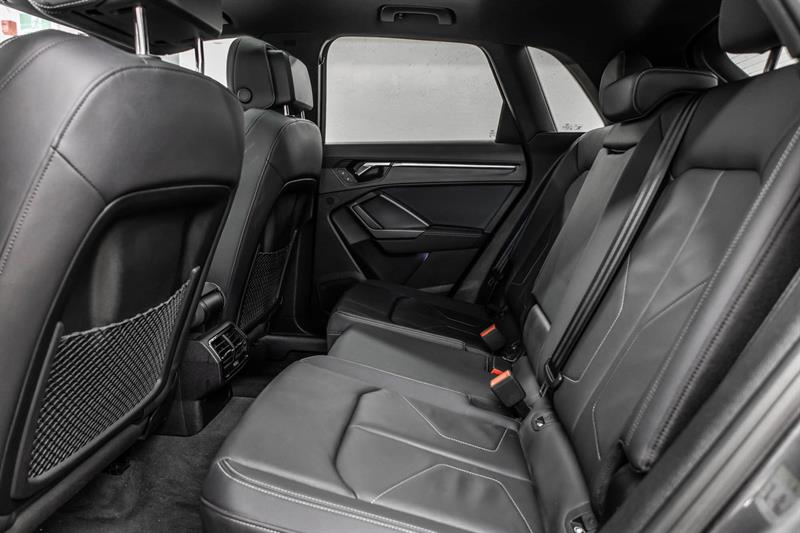 audi Q3 2022 - 31
