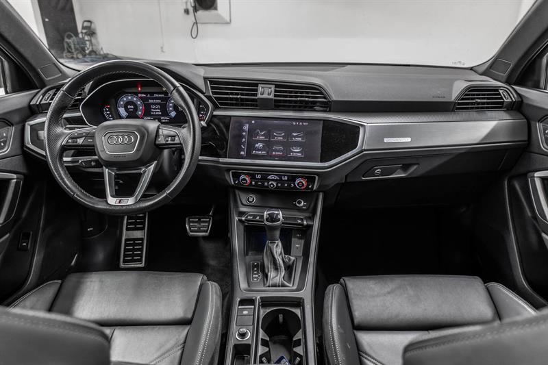 audi Q3 2022 - 32
