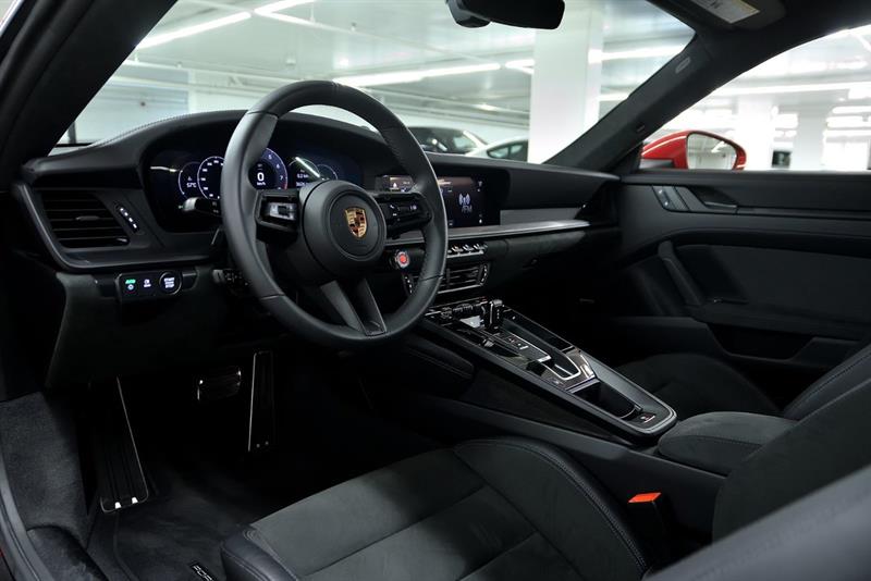 porsche 911 2025 - 11
