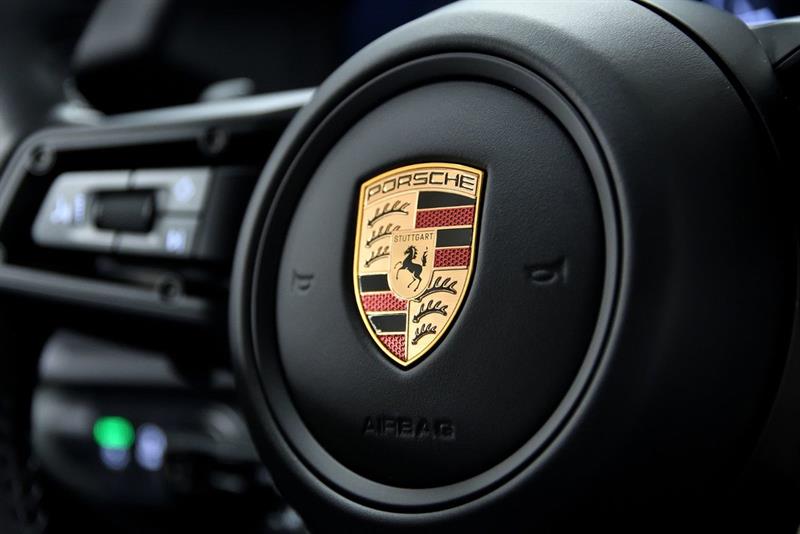 porsche 911 2025 - 16