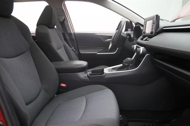 toyota RAV4 2019 - 17