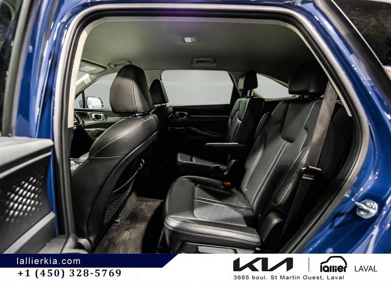 2025 Kia Sorento - Image 14
