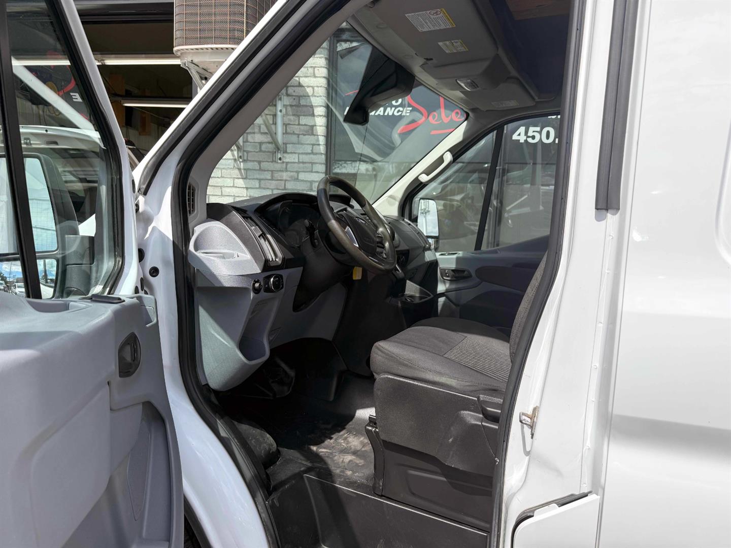 ford Transit fourgon utilitaire 2019 - 2