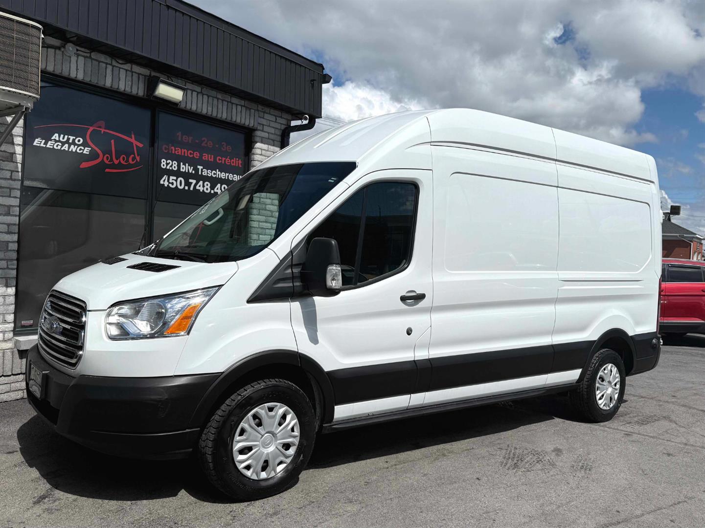 ford Transit fourgon utilitaire 2019 - 10