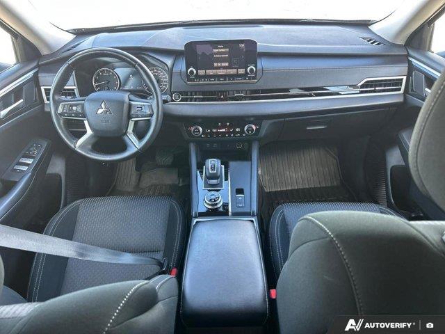 mitsubishi Outlander 2024 - 27