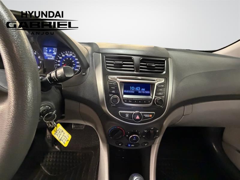 hyundai Accent 2016 - 14