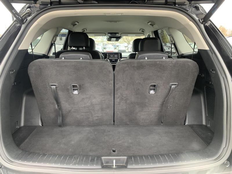 kia Sorento 2023 - 12