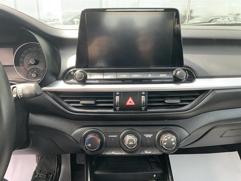 kia Forte 2023 - 14