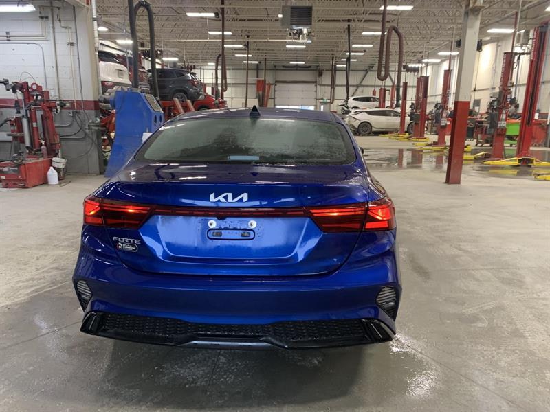 kia Forte 2022 - 5