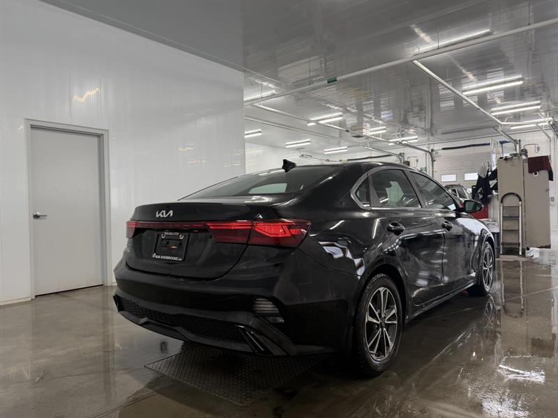 kia Forte 2022 - 7